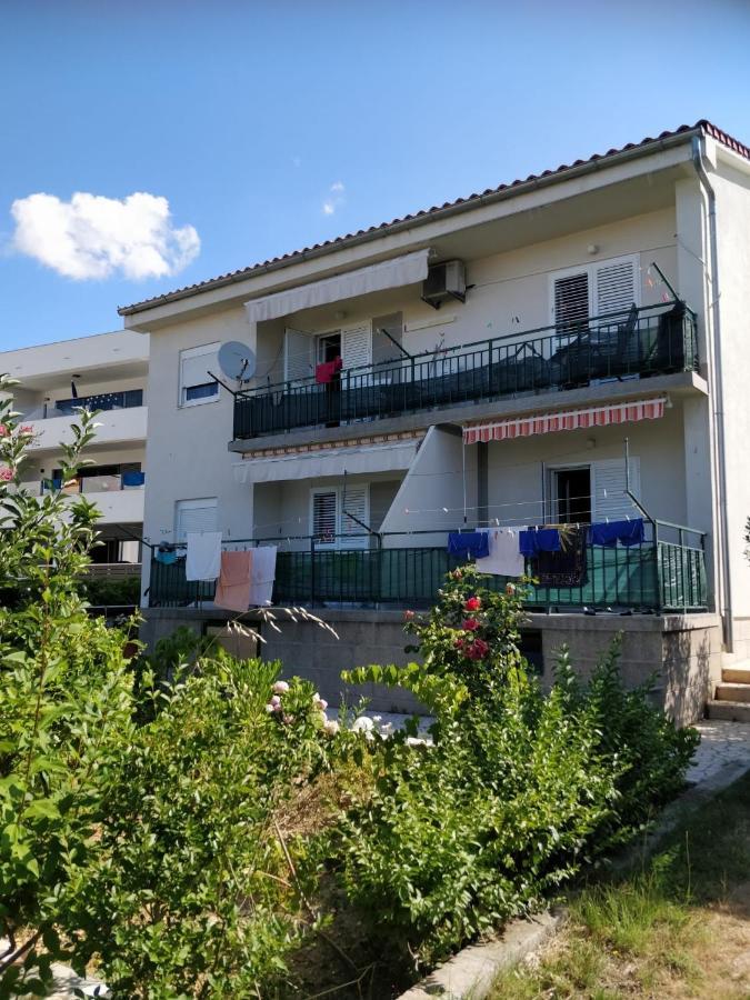 Apartments By The Sea Banjol, Rab - 4965 Esterno foto